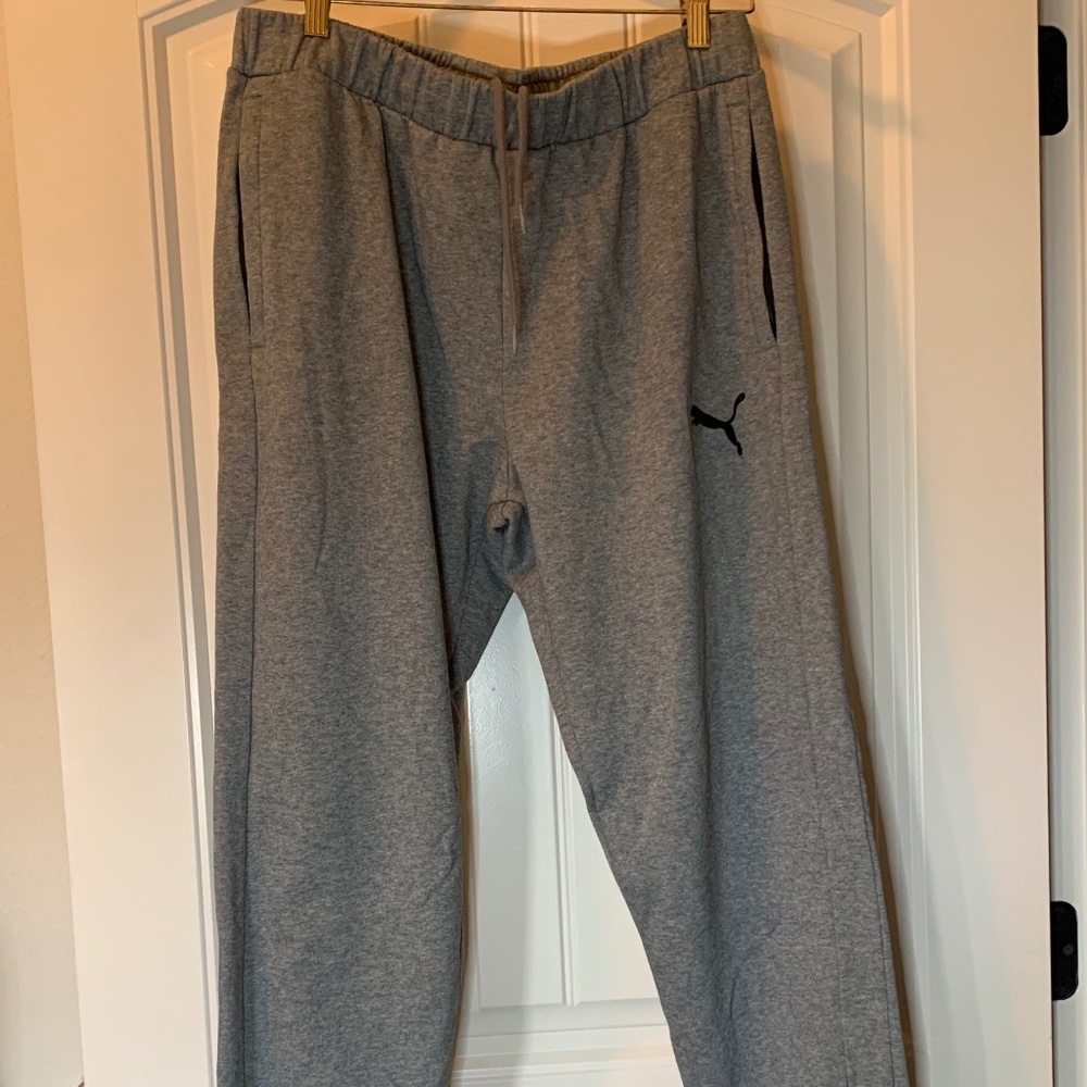 NWOT Puma Sweatpants with Drawstring and Tapered Ankle